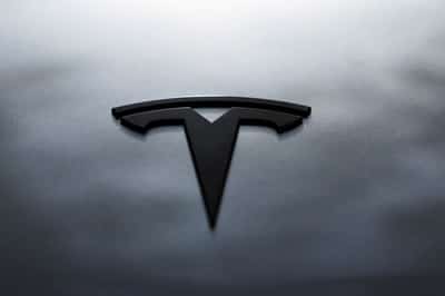Image for Tesla weighs sale of China business to pave way for potential SpaceX merger, WSJ reports