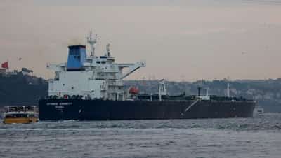 Image for Turkey buys more non-Russian oil after latest Western sanctions, sources say