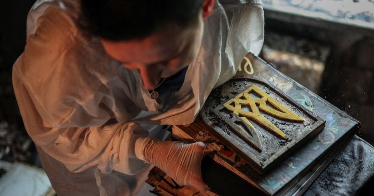 Ukrainian family in Kyiv loses treasured cultural items in Russian attack