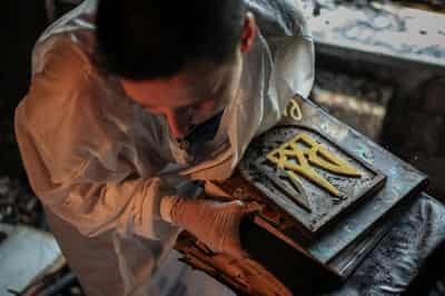 Image for Ukrainian family in Kyiv loses treasured cultural items in Russian attack