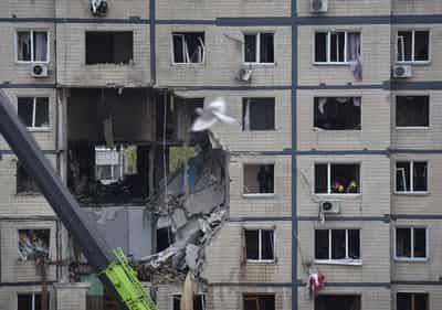 Image for Russian attacks target nuclear substations, kill seven, Ukraine says