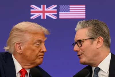 Image for UK's Starmer discusses Ukraine peace efforts in call with Trump