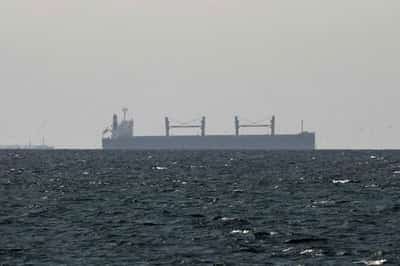 Image for Exclusive-US intelligence warns Iran unlikely to ease Hormuz Strait chokehold soon, sources say