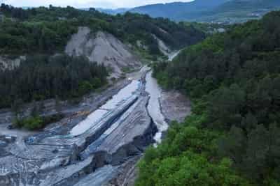 Image for Heavy floods threaten Romania's Praid salt mine, a tourism magnet