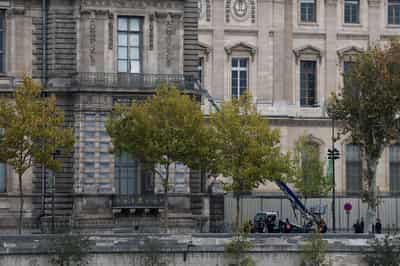 Image for Louvre heist sparks security scramble across French museums