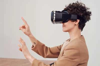 Image for 80% of advisers want a mix of face-to-face and virtual events in the future