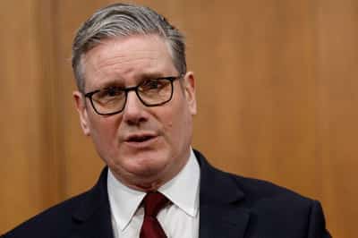 Image for UK joins global push to rein in children's screen use with national guidance