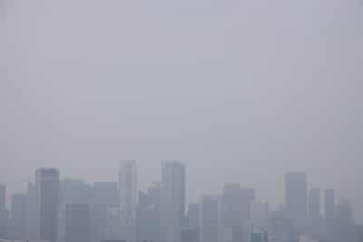 Image for Wildfires, heat waves threaten to undermine air quality, UN weather agency says