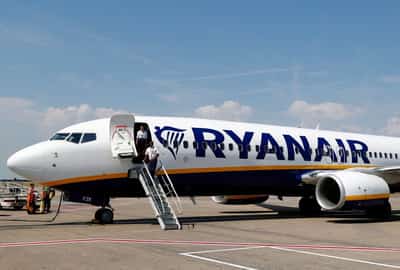 Image for Ryanair plans to double activity at Warsaw' Modlin airport