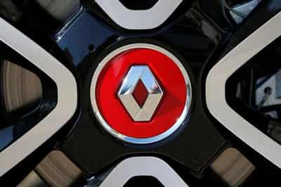 Image for Renault still open to supply technology to rivals to make cars cheaper, CEO says