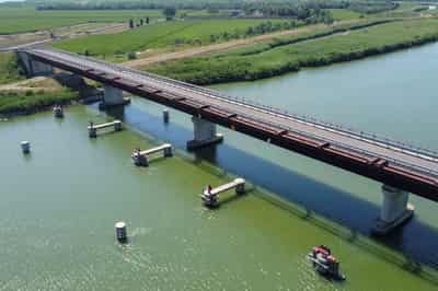Image for Seawater threatens farms relying on Italy's Po as flow falls in heatwave