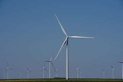 Image for German power prices jump as wind output set to drop sharply