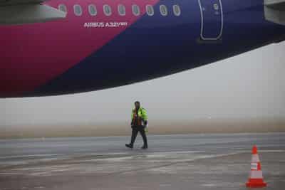 Image for Exclusive-Wizz Air expects revenue bump for summer despite Iran war