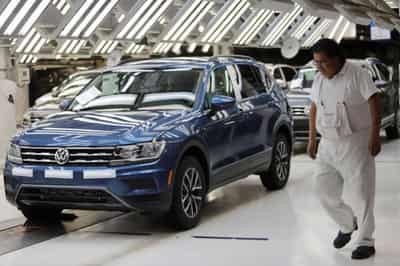Image for Volkswagen&#8217;s Mexico unit says it will resume production that was hit by chip shortage