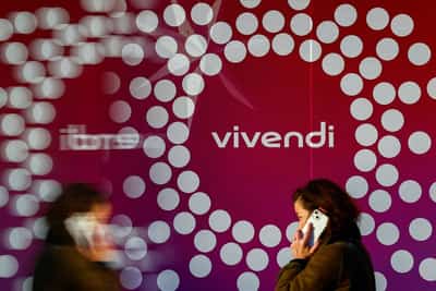 Image for Poste Italiane not promoting changes at the helm of Telecom Italia