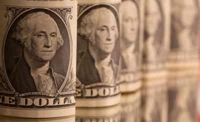 Image for U.S. dollar rises after Fed lifts bank leverage exemption