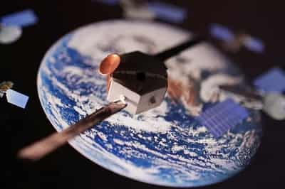 Image for Analysis-Global push for cooperation as space traffic crowds Earth orbit