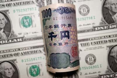 Image for Dollar steadies on ceasefire prospects, PPI eases pressure on Fed