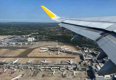 Image for London's Gatwick Airport hit by water supply problem