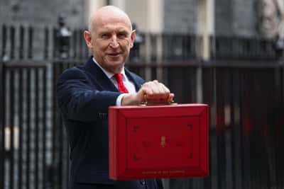 Image for Britain's finance minister hikes bank tax to 6%