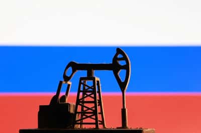Image for Russia may allow lower quality fuel production, imports as supply crisis bites, report says