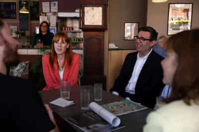 Image for UK PM Burnham promises business help within 'difficult' financial outlook - BBC