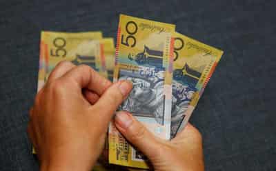 Image for US dollar rises after jobs data; Fed cut expected but hawkish comments likely