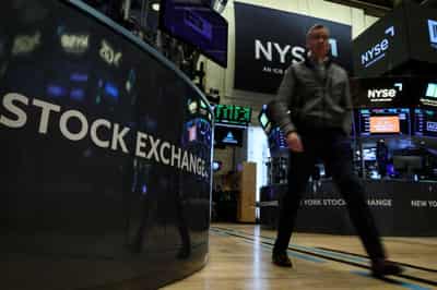 Image for Roller coaster March puts macro hedge funds in red, others post small gains