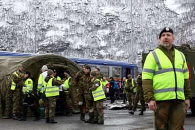 Image for In Norwegian Arctic, civilian doctors, volunteer 'casualties' rehearse for war