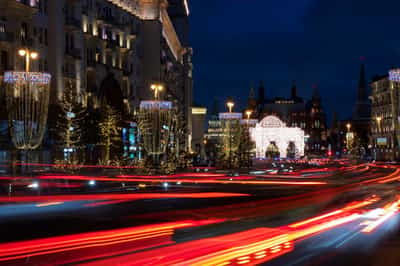 Image for Russians curb New Year spending despite falling inflation