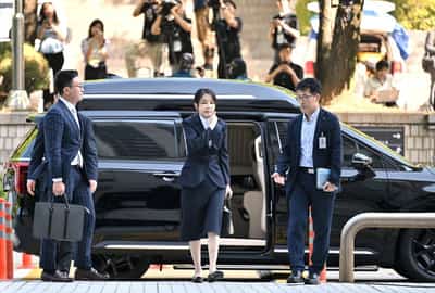 Image for South Korea's ex-First Lady Kim received bribes and meddled in state affairs, prosecutor says