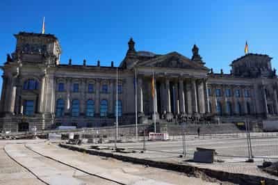 Image for Germany rescinds fast-track citizenship