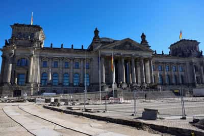 Image for Germany rescinds fast-track citizenship