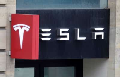 Image for Tesla's head of Optimus humanoid robot program to leave firm