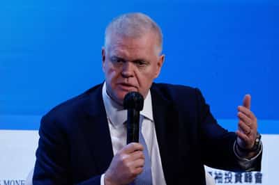 Image for Quotes: HSBC Chief Executive Quinn announces surprise retirement