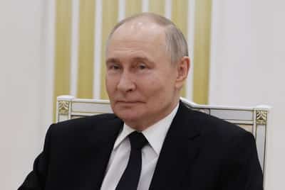 Image for Kremlin says Putin is open to Ukraine peace but warns against rushing a deal