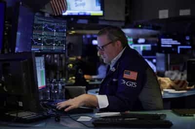 Image for Global equity funds draw fourth weekly inflow on hopes of Fed rate cut