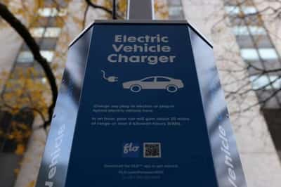 Image for White House says companies investing $700 million to boost EV charger production
