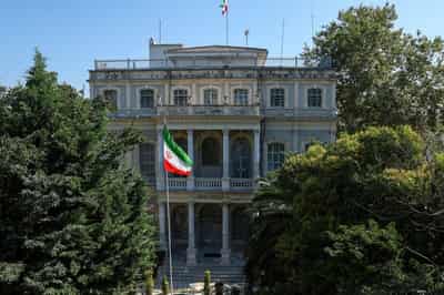 Image for Iran and Europeans hold 'frank' nuclear talks with UN sanctions looming