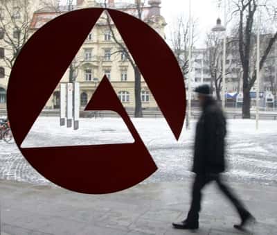 Image for German unemployment rises much more than expected in September