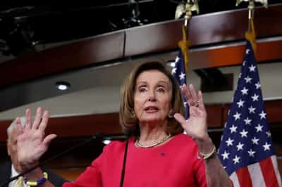 Image for U.S.’ Pelosi warns Britain: No trade deal unless you respect N.Irish peace deal