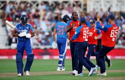 Image for Cricket-India blown away by England pace