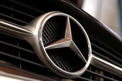 Image for Mercedes-Benz to recall more than 310,000 US vehicles citing risk of failure to detect open door 