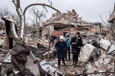 Image for Ukraine demands ceasefire, humanitarian corridors at talks with Russians