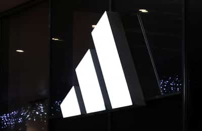 Image for Motor racing-Adidas replaces Puma as Mercedes F1 partner post-Hamilton