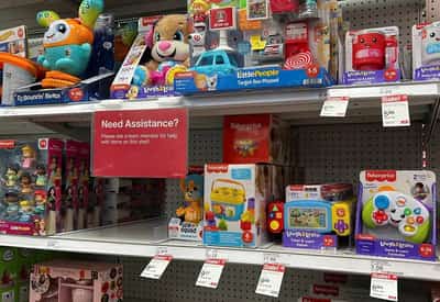 Image for Seeing low-income consumers squeezed, retailers target $10 and under gifts