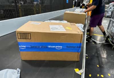 Image for Amazon cloud revenue, income forecast disappoint, shares slide