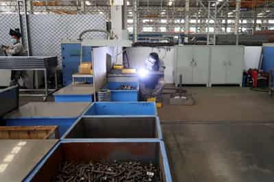 Image for Asia's factory activity worsens as US trade uncertainty bites