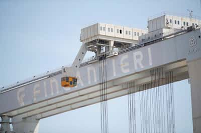 Image for Fincantieri to buy four underwater firms in €600 million deal