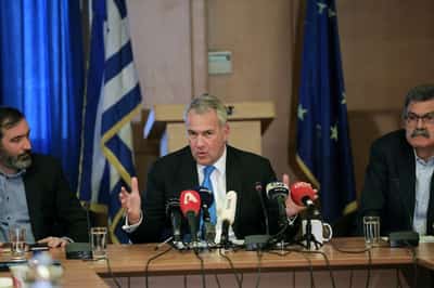 Image for Greek migration minister resigns citing EU subsidy probe